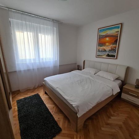 Art Apartment 波德戈里察 外观 照片
