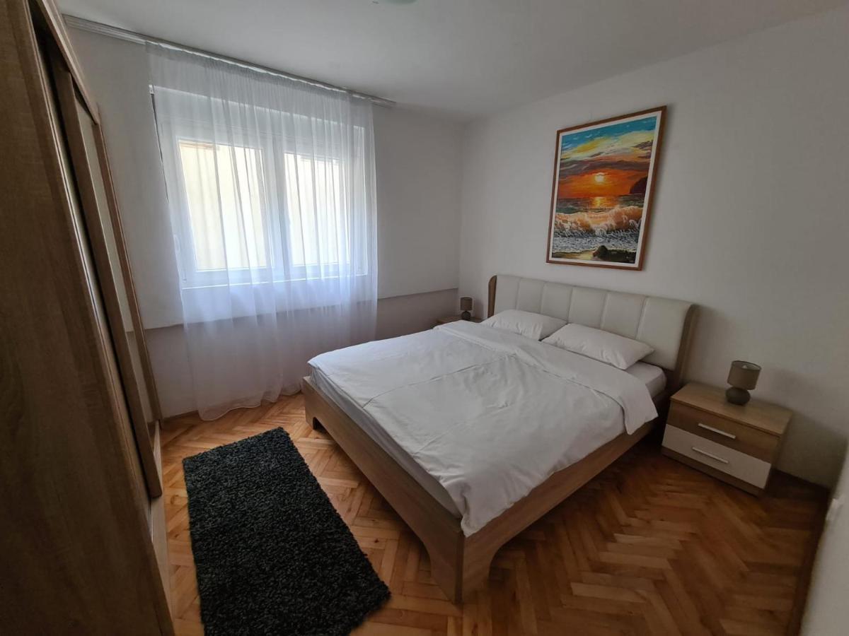 Art Apartment 波德戈里察 外观 照片